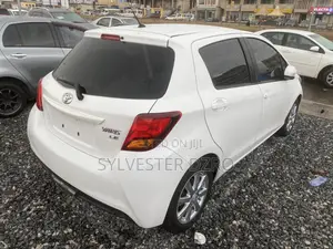 Toyota Yaris 2015 White