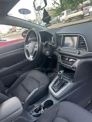 Hyundai Elantra 2018 Black