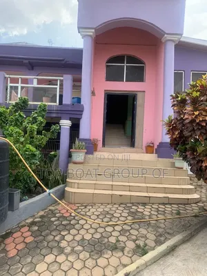 7bdrm House in Top-Boat Estate, Kumasi Metropolitan for sale