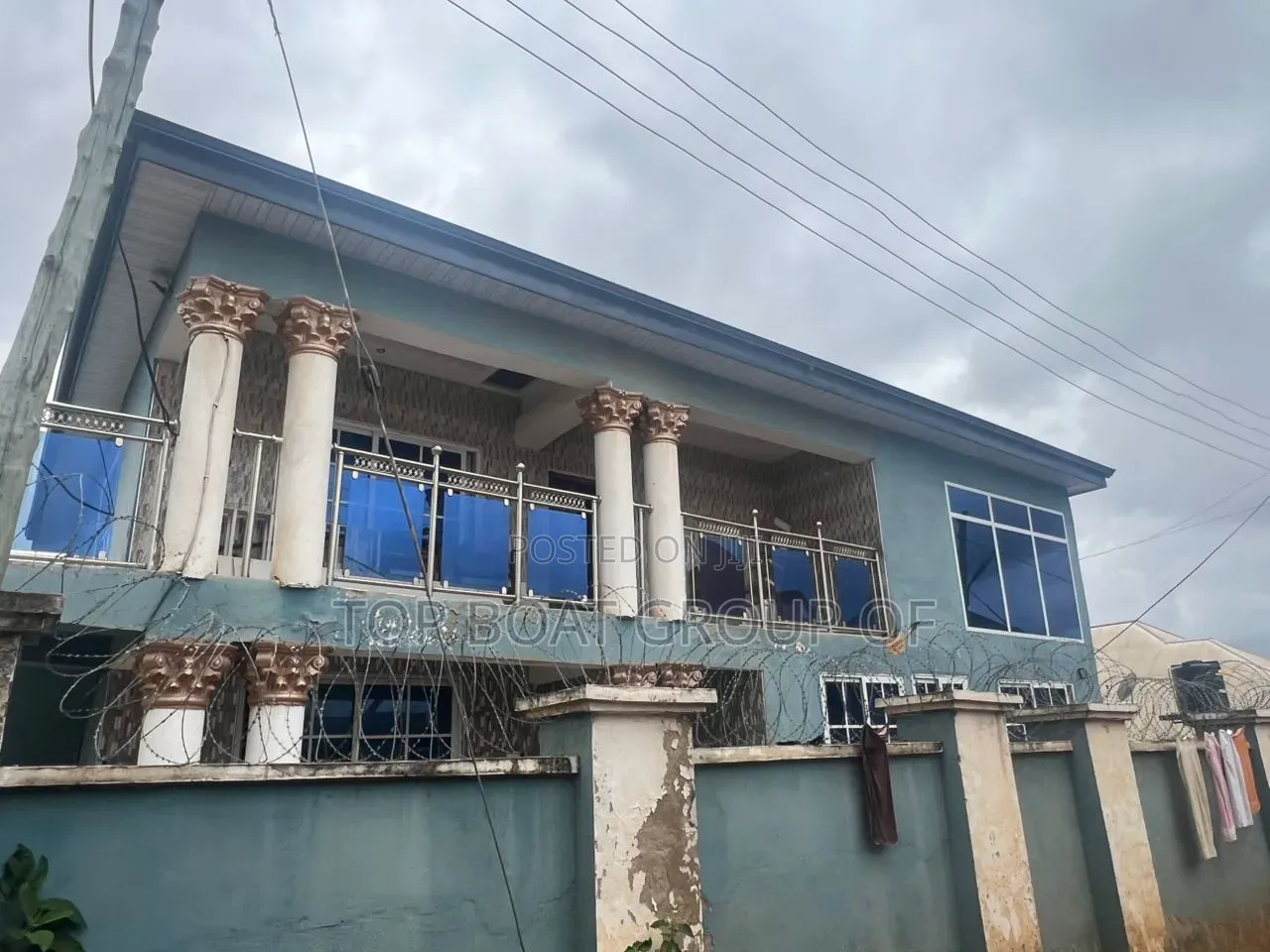 7bdrm House in Top-Boat Estate, Kumasi Metropolitan for sale