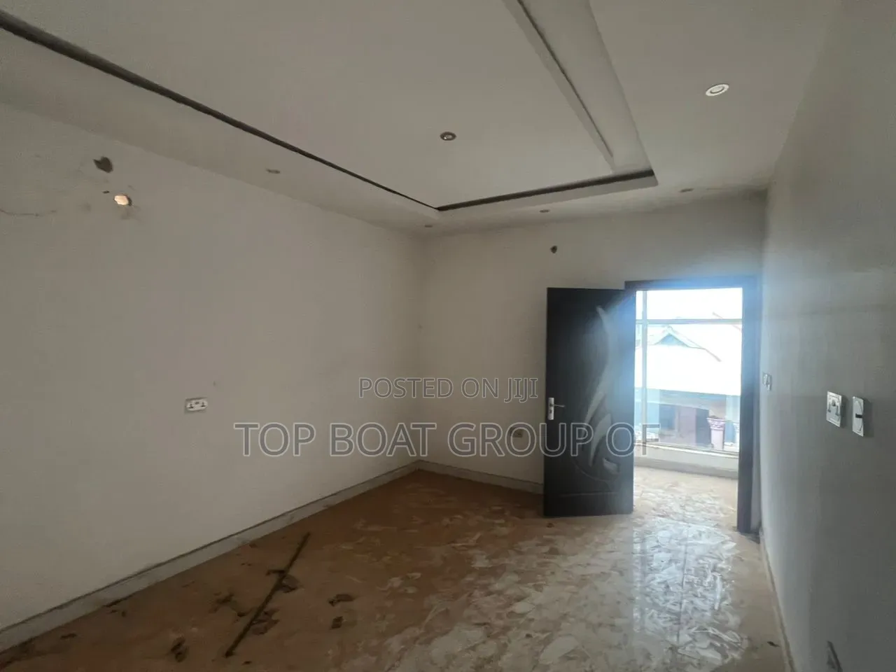 7bdrm House in Top-Boat Estate, Kumasi Metropolitan for sale