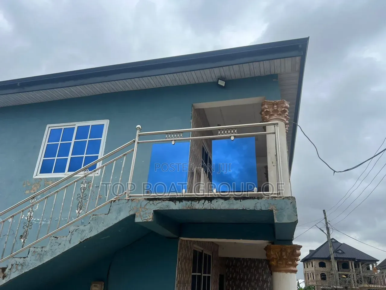 7bdrm House in Top-Boat Estate, Kumasi Metropolitan for sale