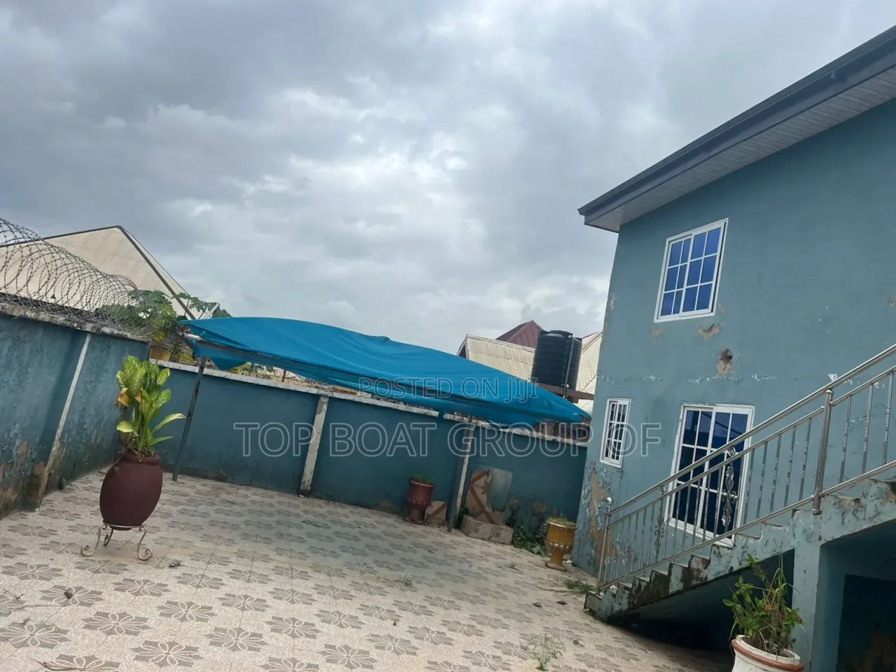 7bdrm House in Top-Boat Estate, Kumasi Metropolitan for sale