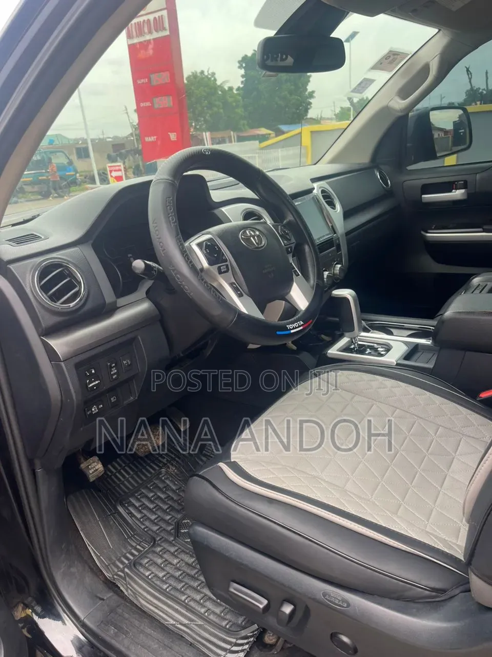 Toyota Tundra 2018 Black