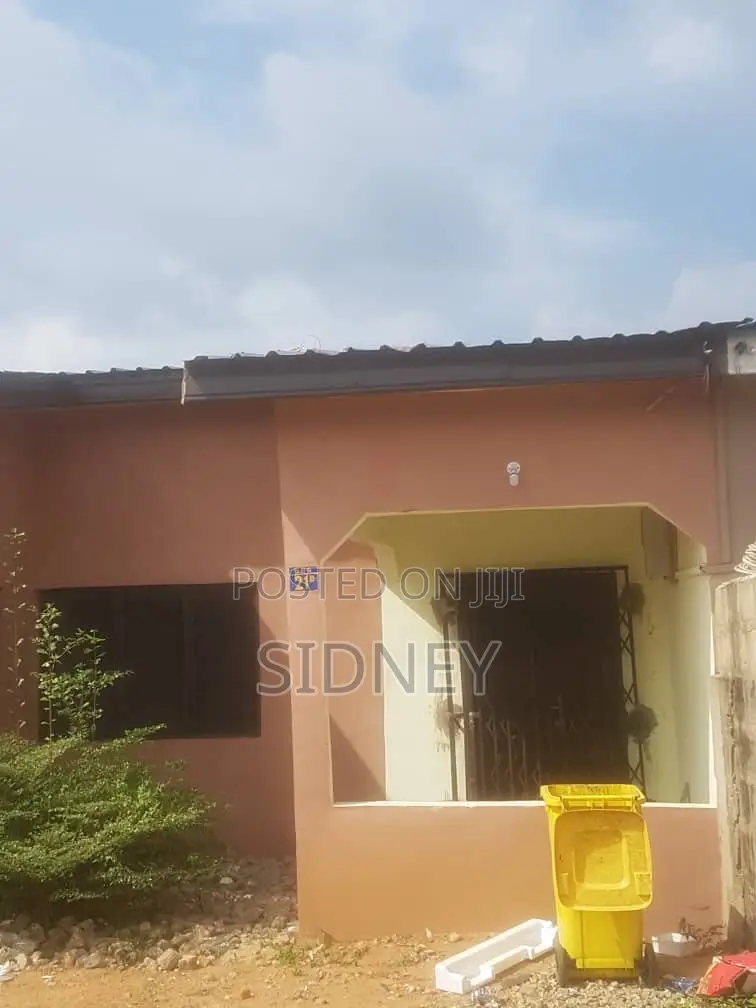 2bdrm House in Blue Rose Estate, Budumburam for sale