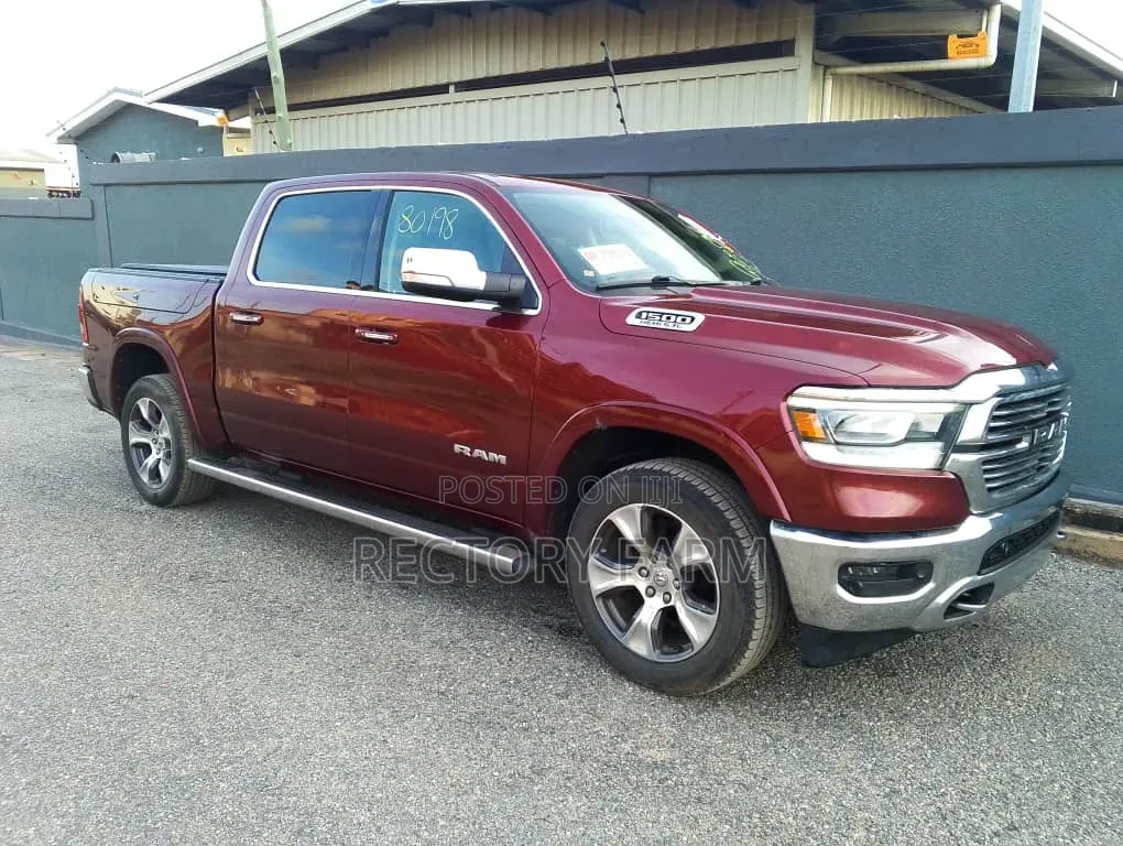 RAM 1500 2020 Burgundy