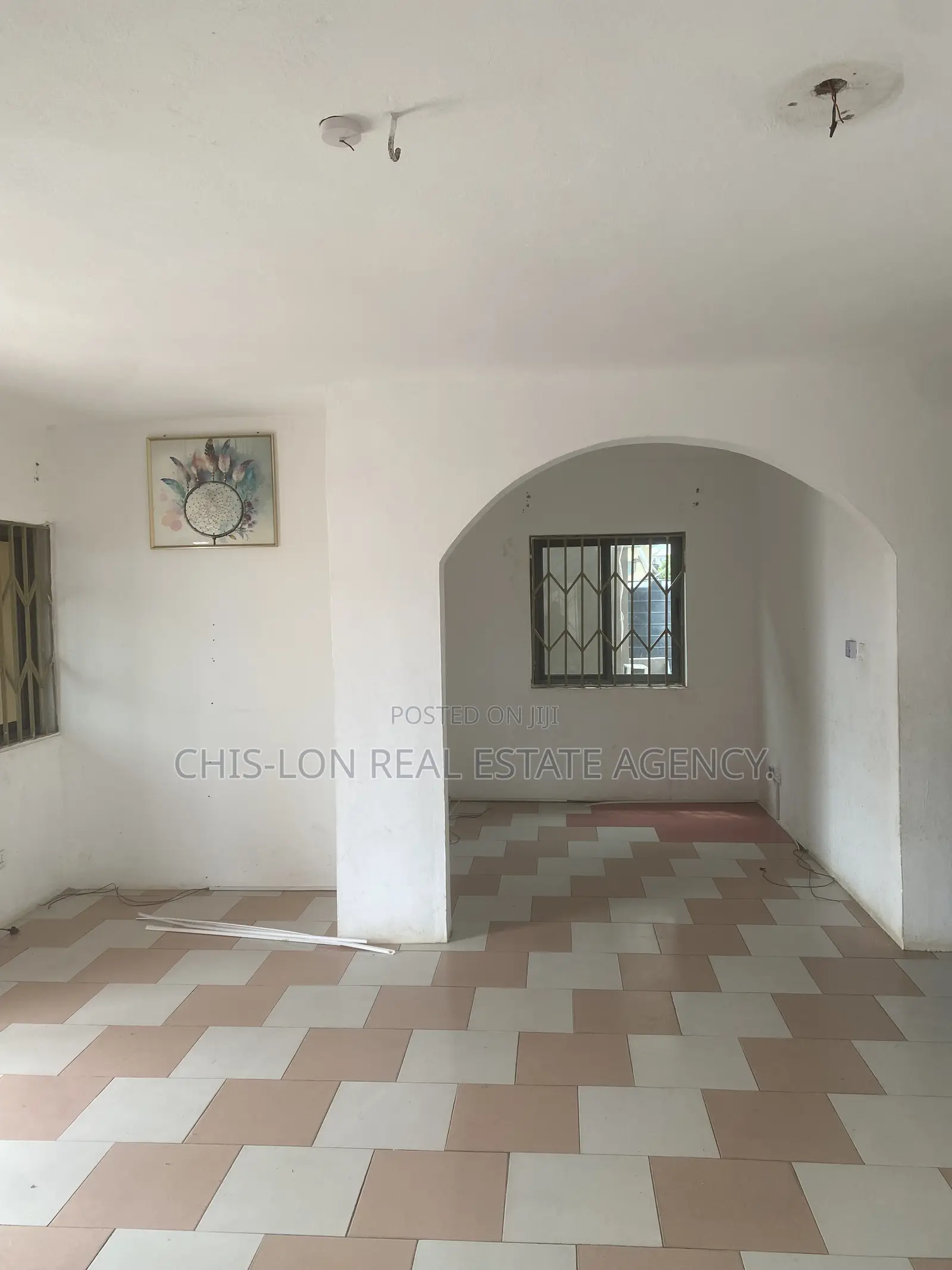 3bdrm Apartment in Chislon Broker’S, Ngleshie Amanfro for rent