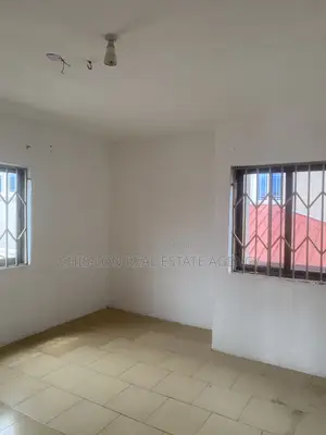 3bdrm Apartment in Chislon Broker’S, Ngleshie Amanfro for rent