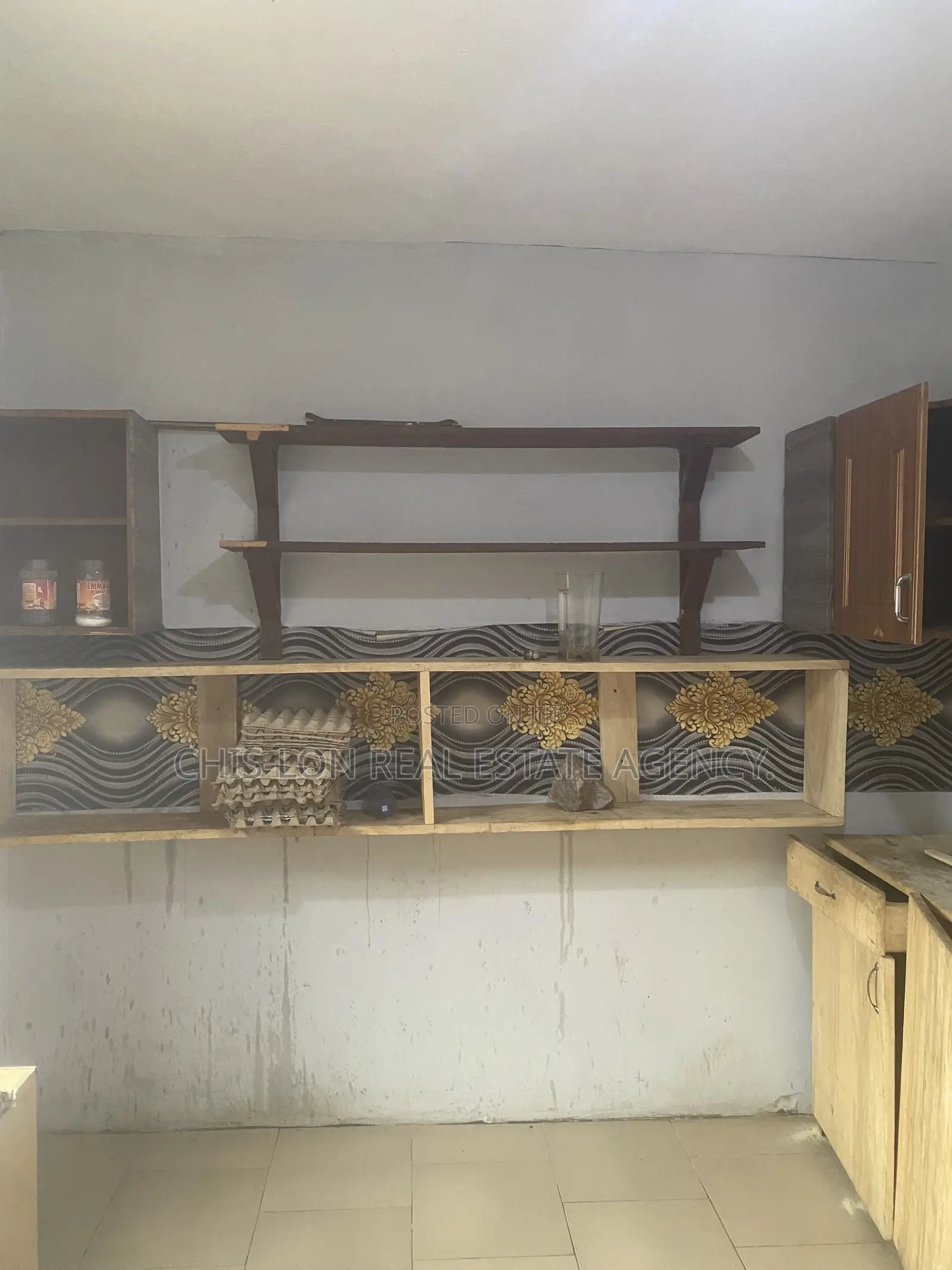 3bdrm Apartment in Chislon Broker’S, Ngleshie Amanfro for rent