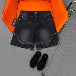 Short Jeans