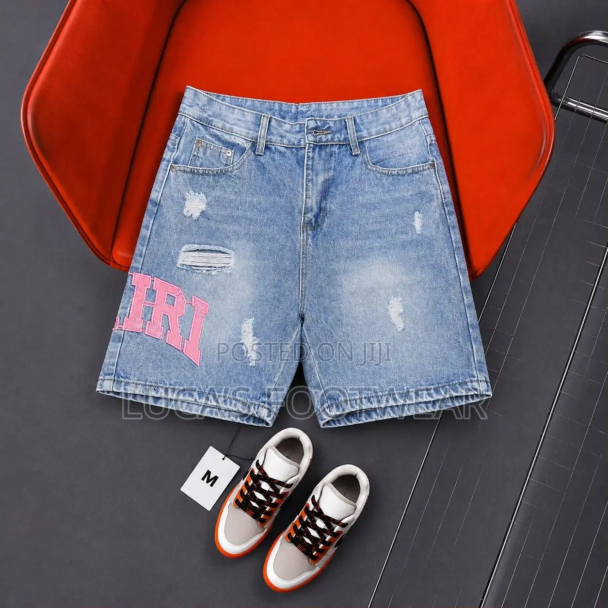 Short Jeans
