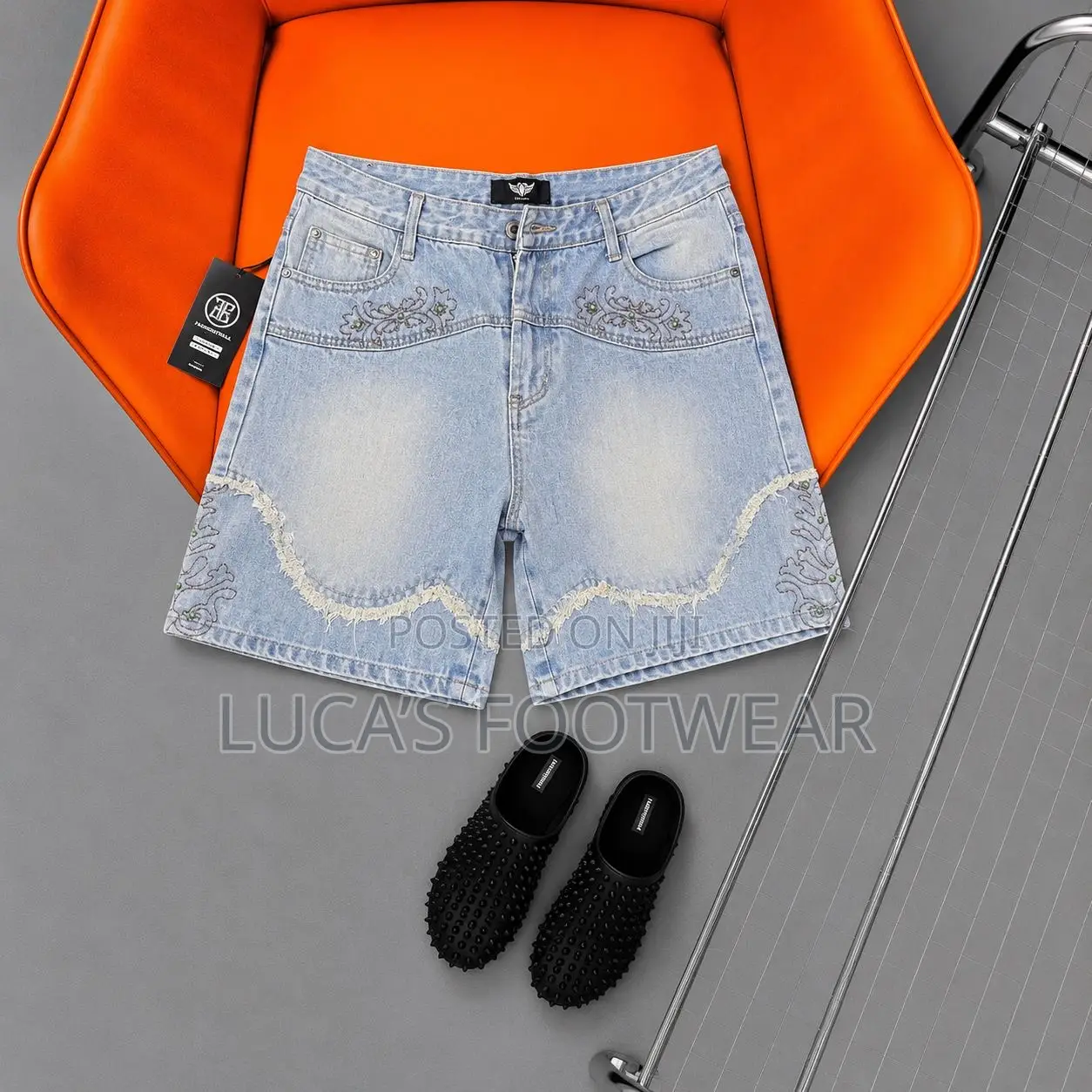 Short Jeans