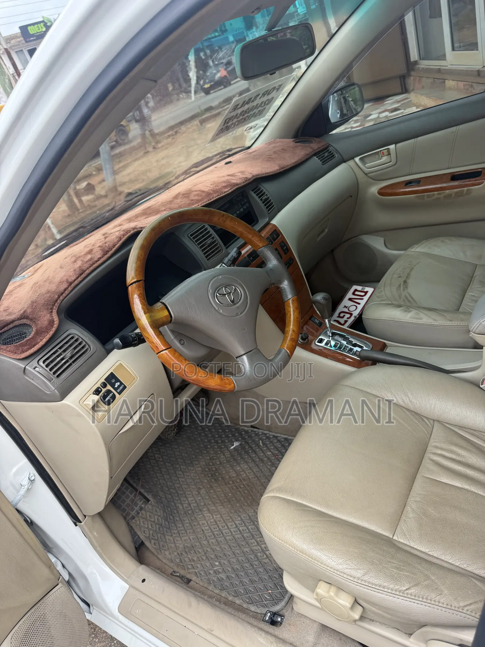 Toyota Avensis 2009 White