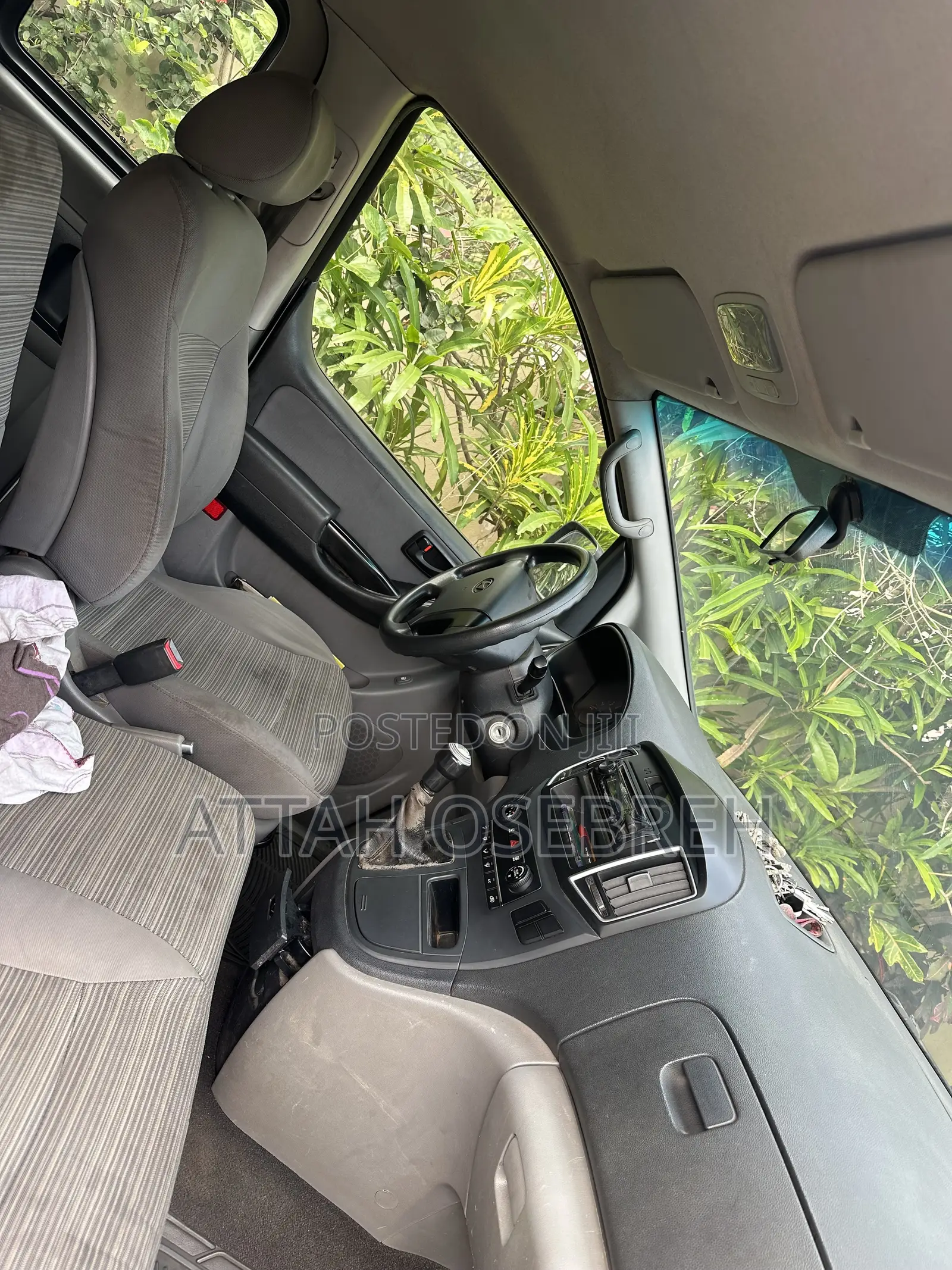 Hyundai H1 2019 White
