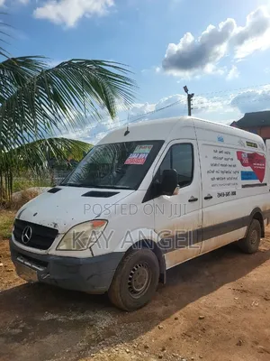 Mercedes-Benz Sprinter 2005 White
