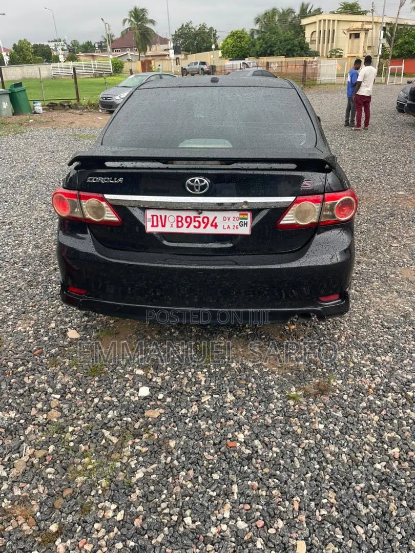 Toyota Corolla S 4dr Sedan (1.8L 4cyl 4A) 2013 Black