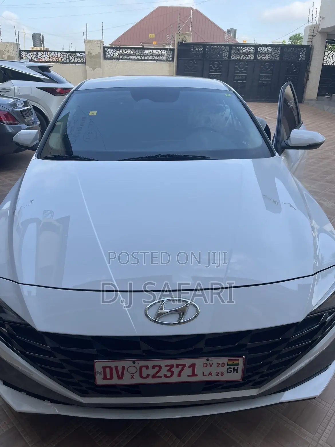 Hyundai Elantra Limited 2021 White