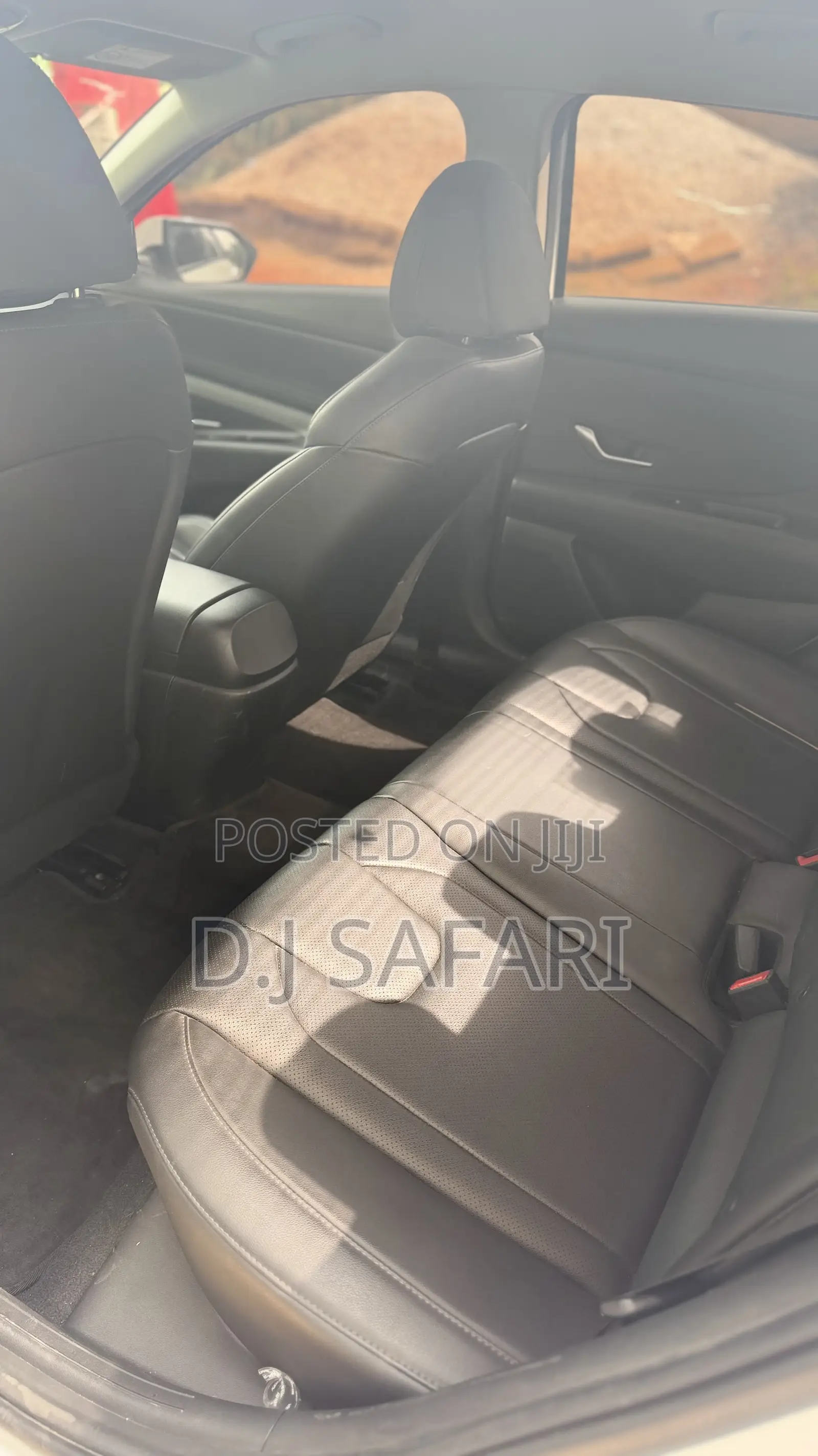 Hyundai Elantra Limited 2021 White