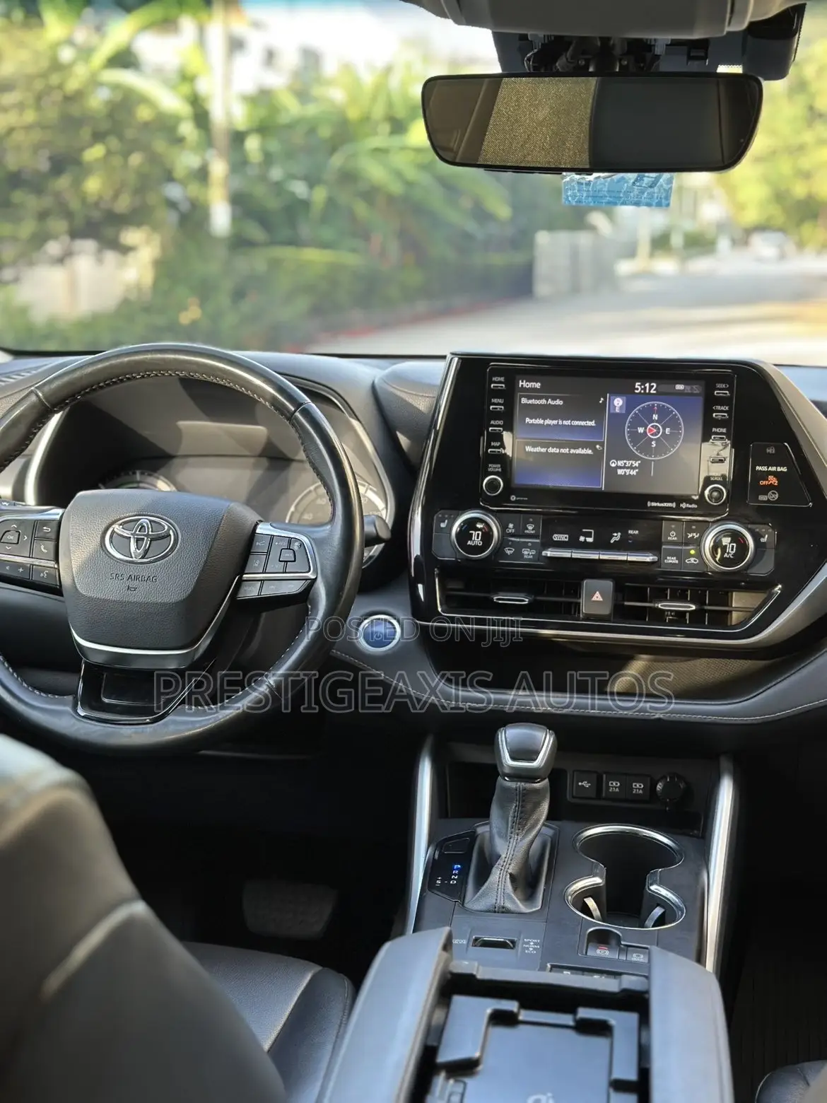 Toyota Highlander XLE 2022 Black