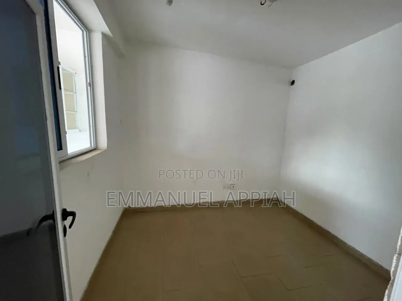 3 in 1 Shop for Rent at Awoshei -Nic