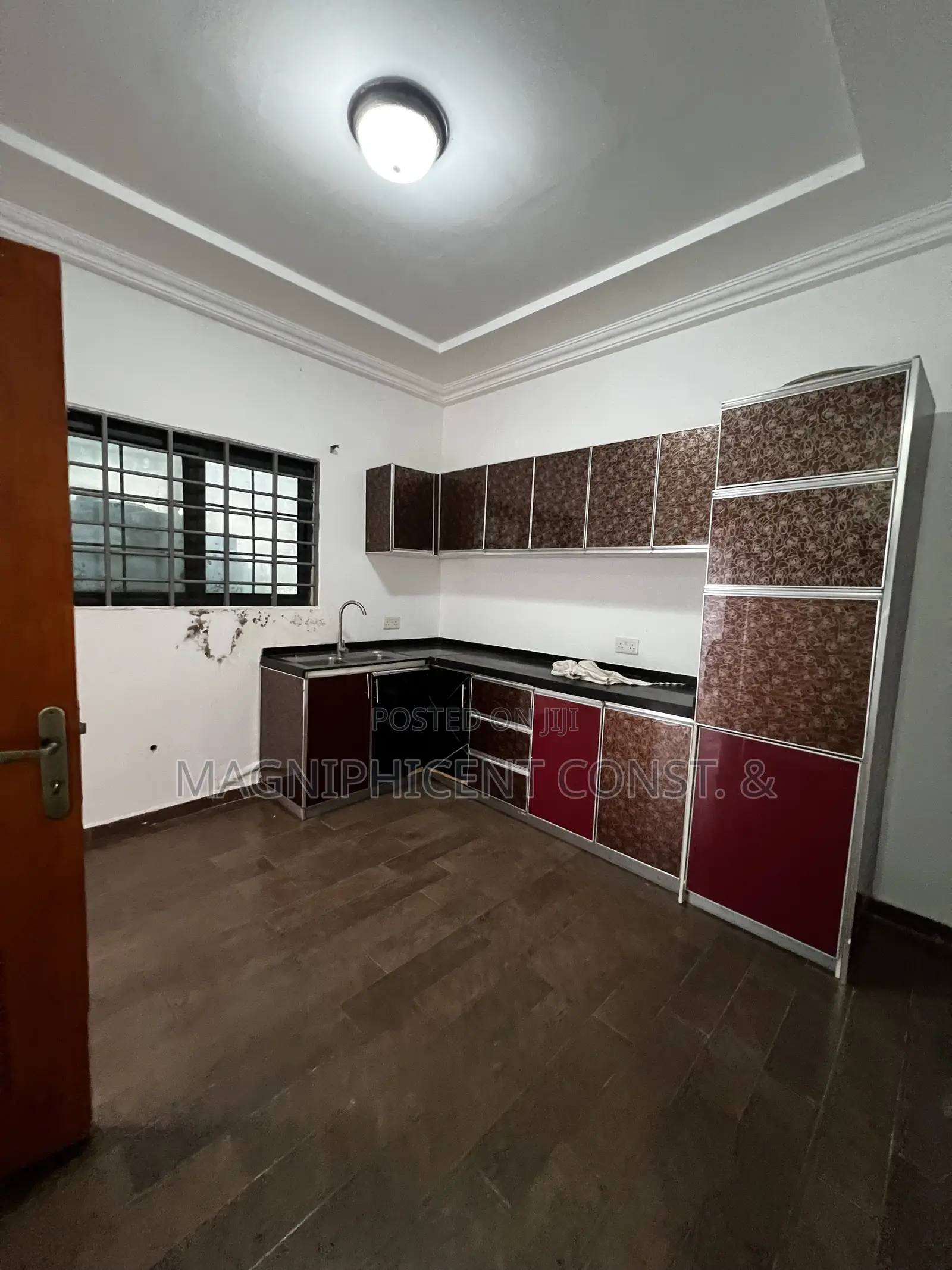 3bdrm House in Lakeside, Ashaley Botwe for rent