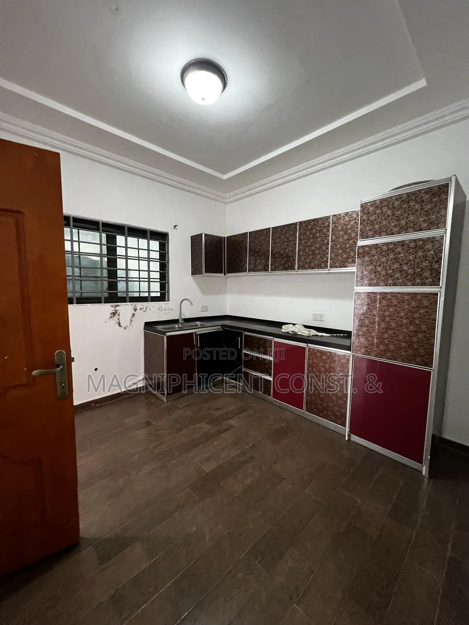 3bdrm House in Lakeside, Ashaley Botwe for rent