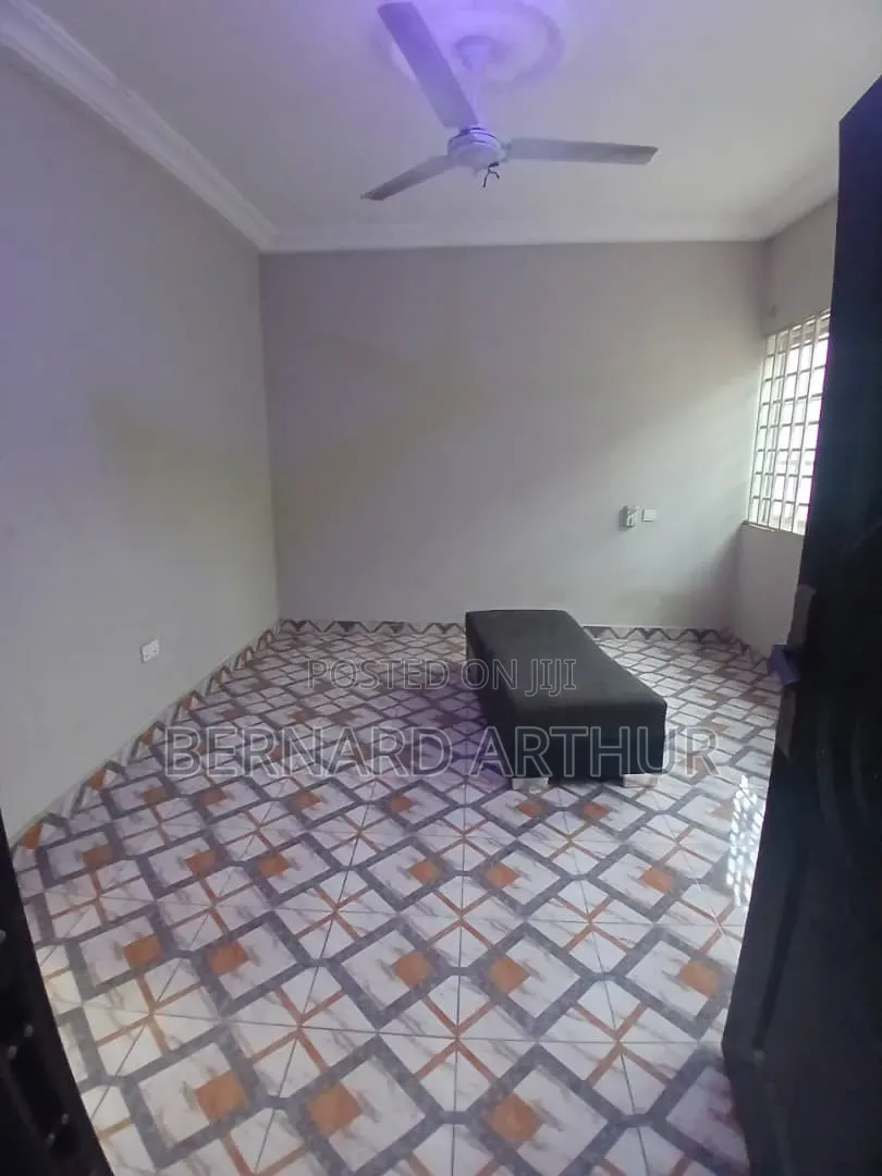 3bdrm Duplex in Bernard Agency, Amasaman for rent