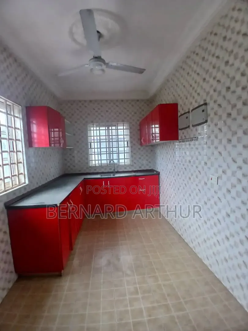 3bdrm Duplex in Bernard Agency, Amasaman for rent