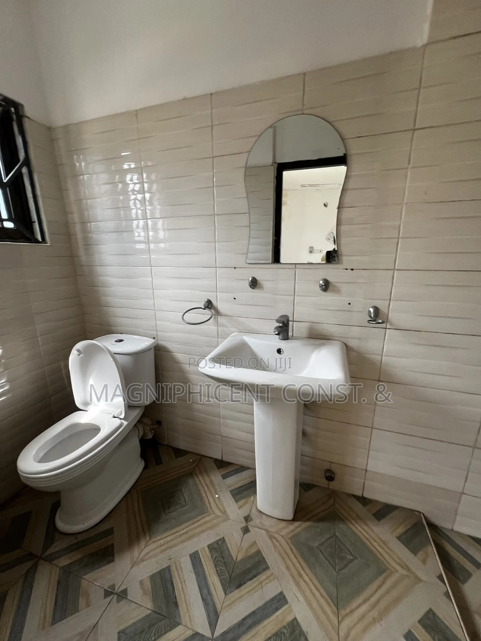 2bdrm Apartment in Lakeside, Ashaley Botwe for rent