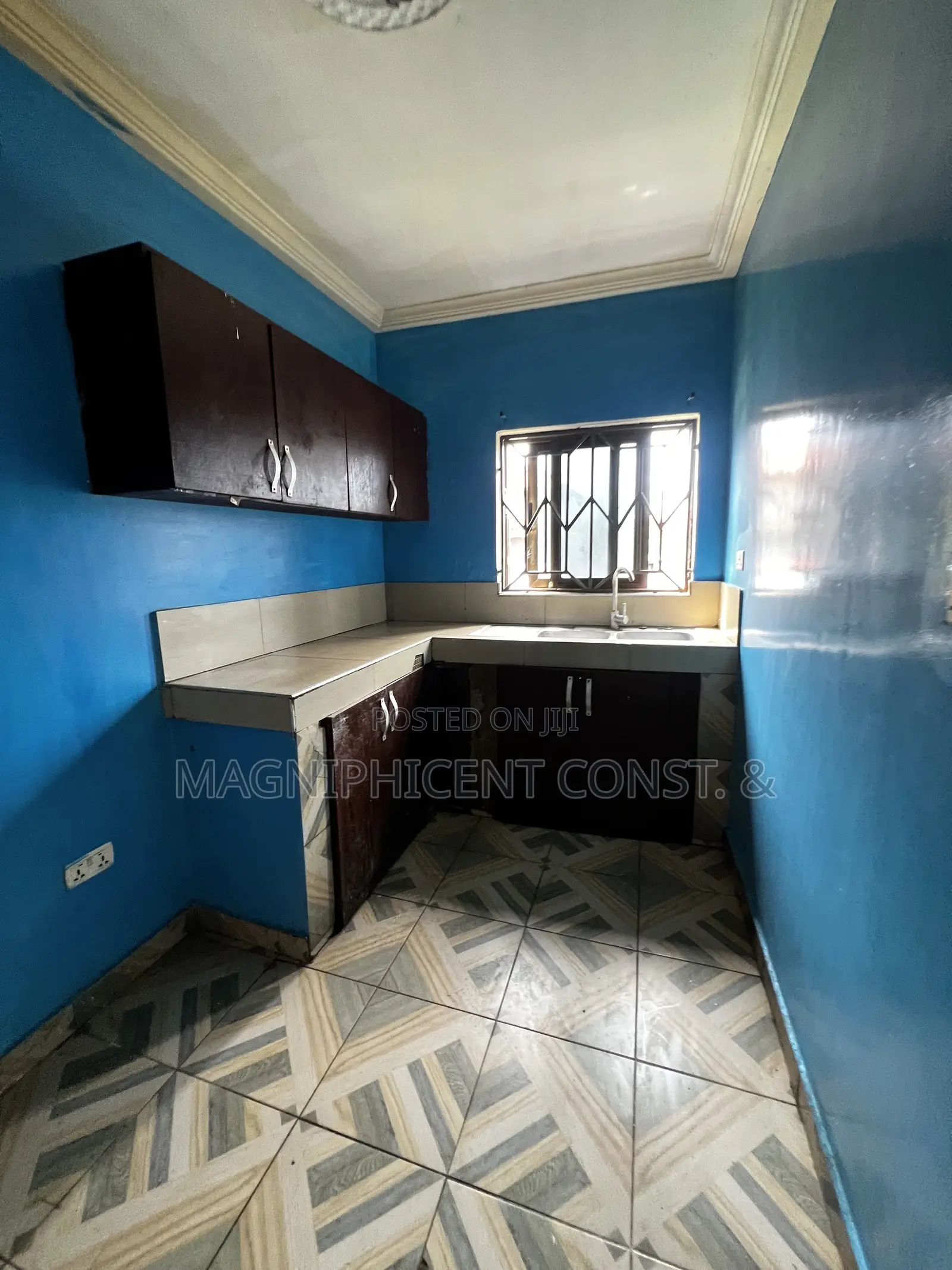 2bdrm Apartment in Lakeside, Ashaley Botwe for rent