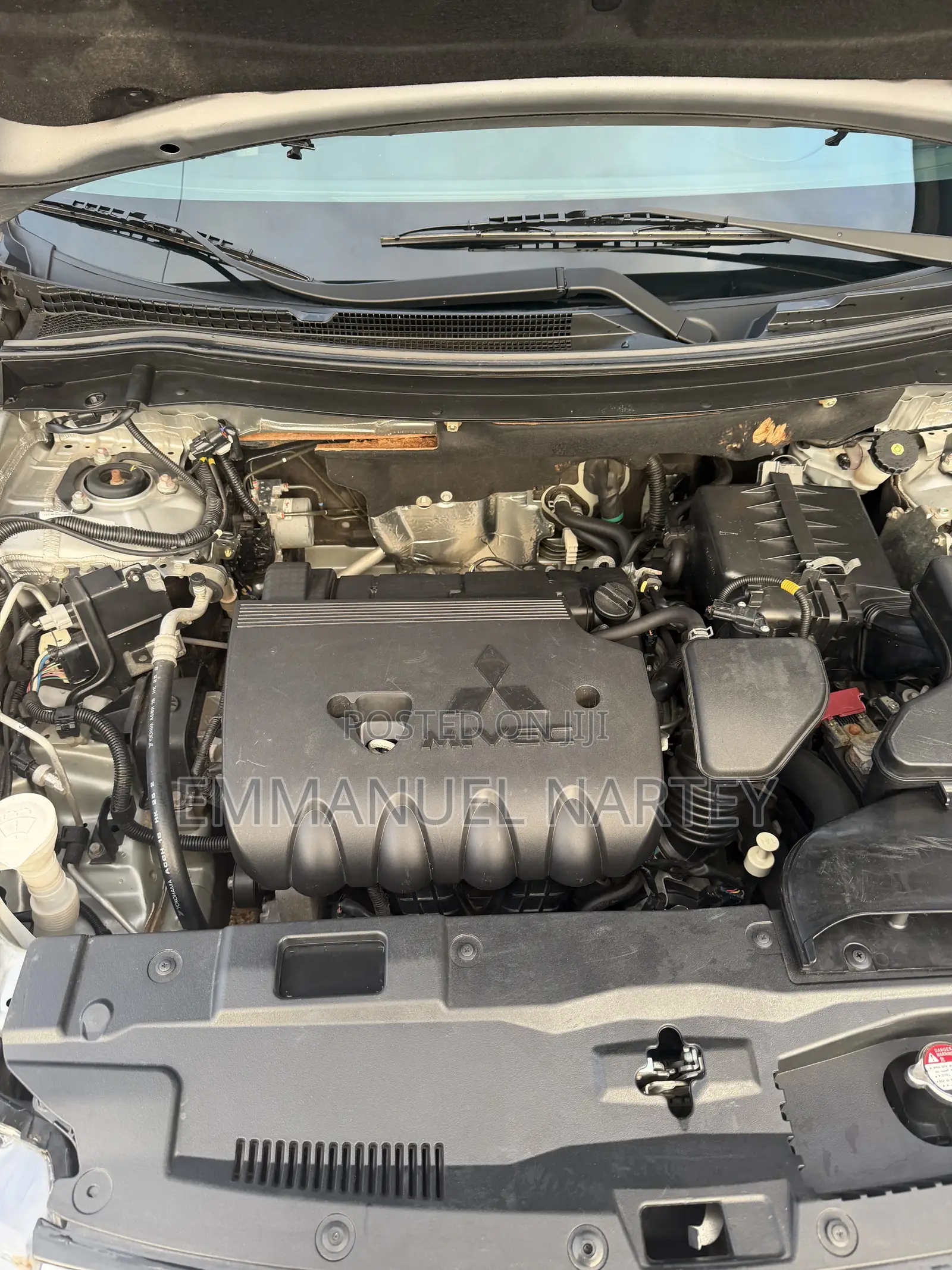 Mitsubishi Outlander 2019 Silver