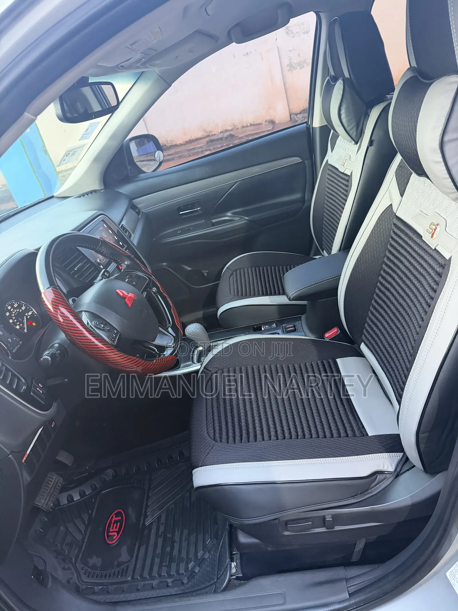 Mitsubishi Outlander 2019 Silver