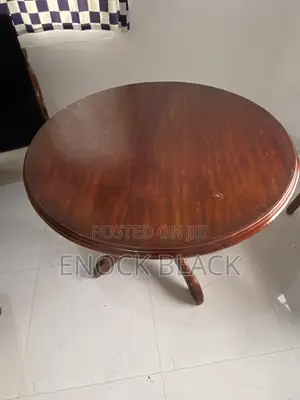 Scope Round Office Table