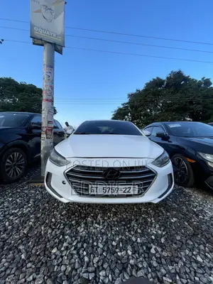Hyundai Elantra 2017 White