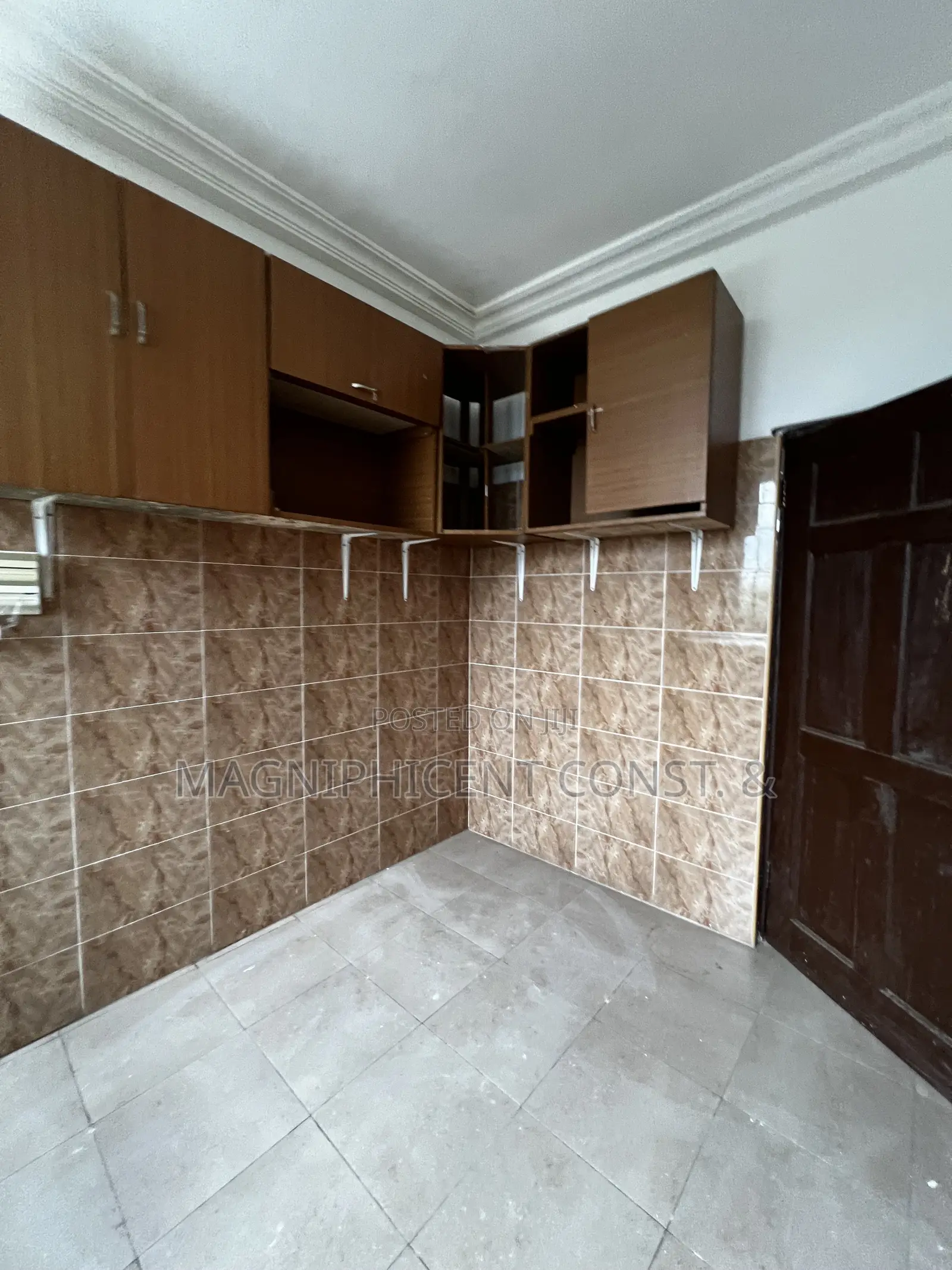 2bdrm Apartment in Lakeside, Ashaley Botwe for rent