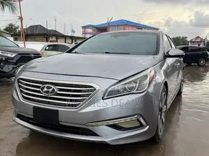 Hyundai Sonata Sport 2.0T Sedan FWD (2.0L 4cyl 6A) 2016 Gray