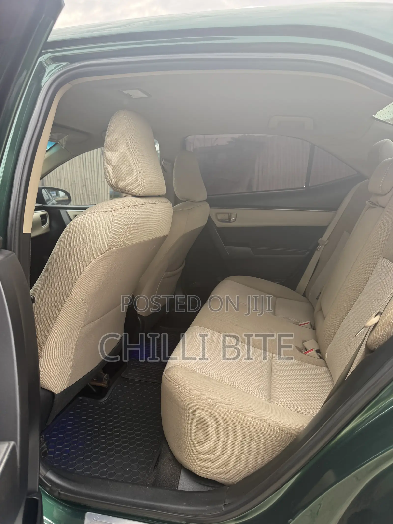 Toyota Corolla LE Eco 4dr Sedan (1.8L 4cyl CVT) 2016 Green