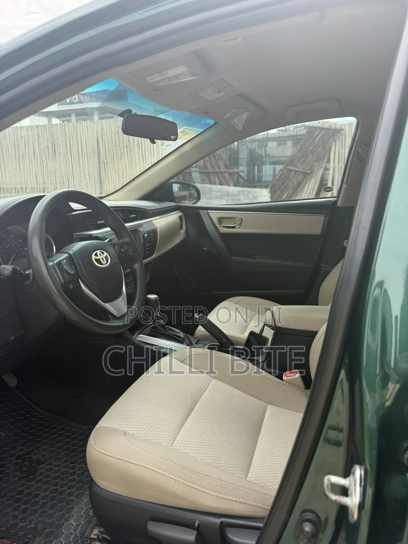 Toyota Corolla LE Eco 4dr Sedan (1.8L 4cyl CVT) 2016 Green