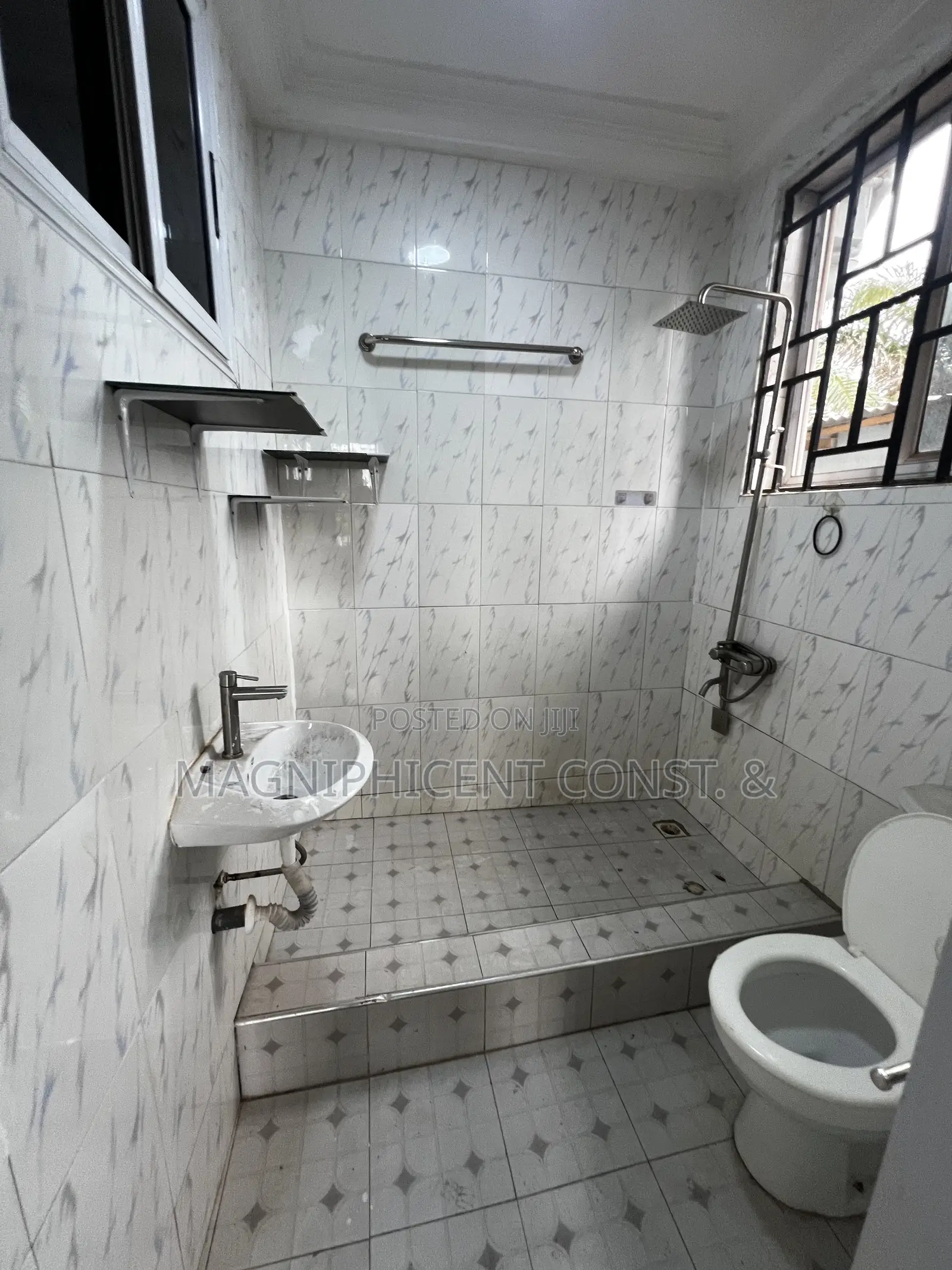 2bdrm Apartment in Ashaley Botwe for rent