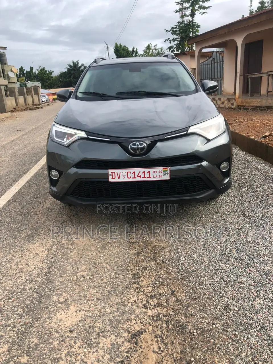 Toyota RAV4 XLE 4dr SUV (2.5L 4cyl 6A) 2018 Black