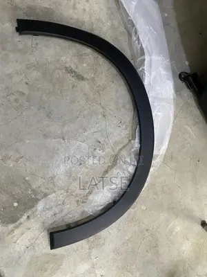 Honda Hr-v 2022,2023,2024,2025 Front Fender Molding