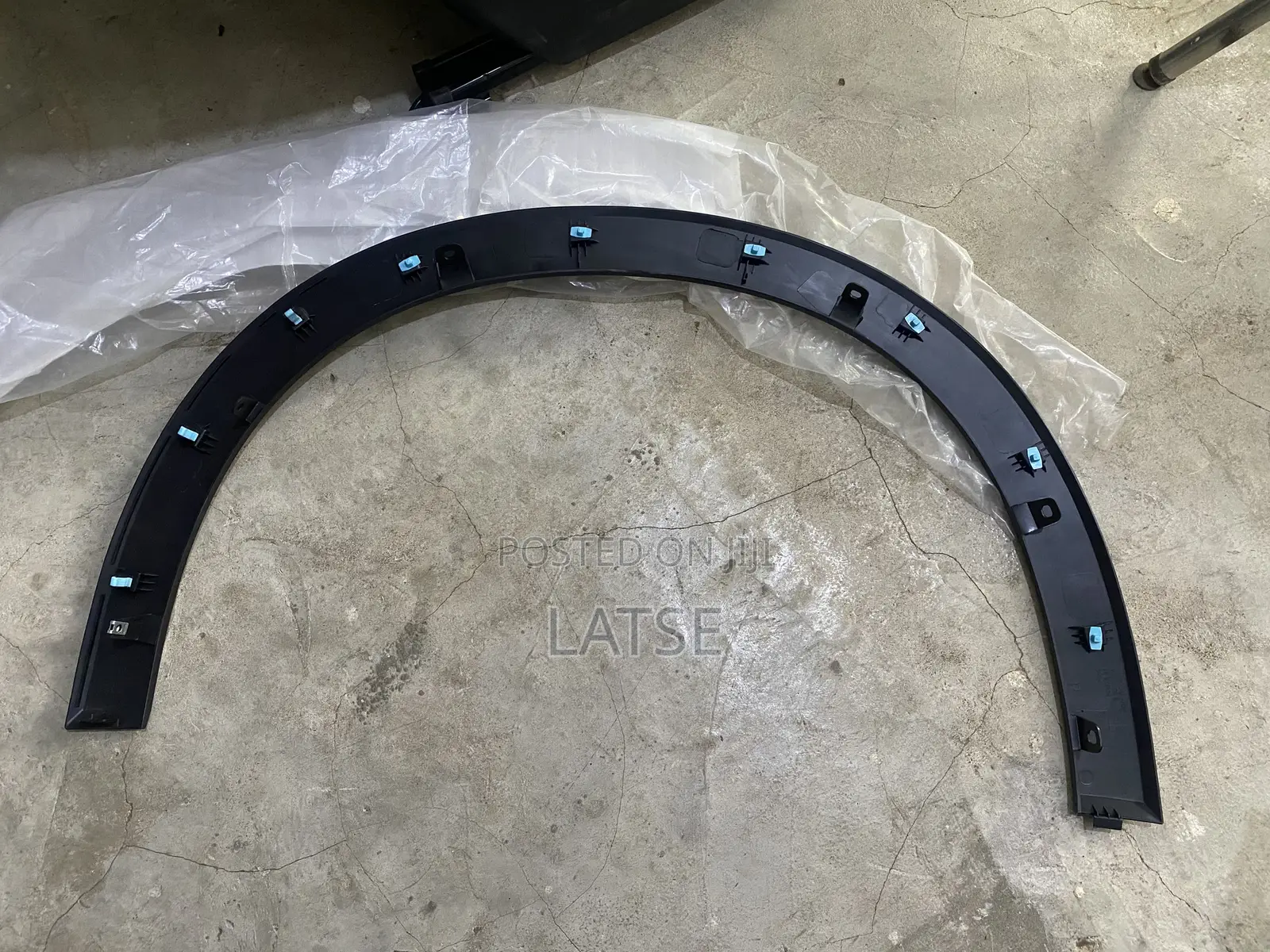 Honda Hr-v 2022,2023,2024,2025 Front Fender Molding