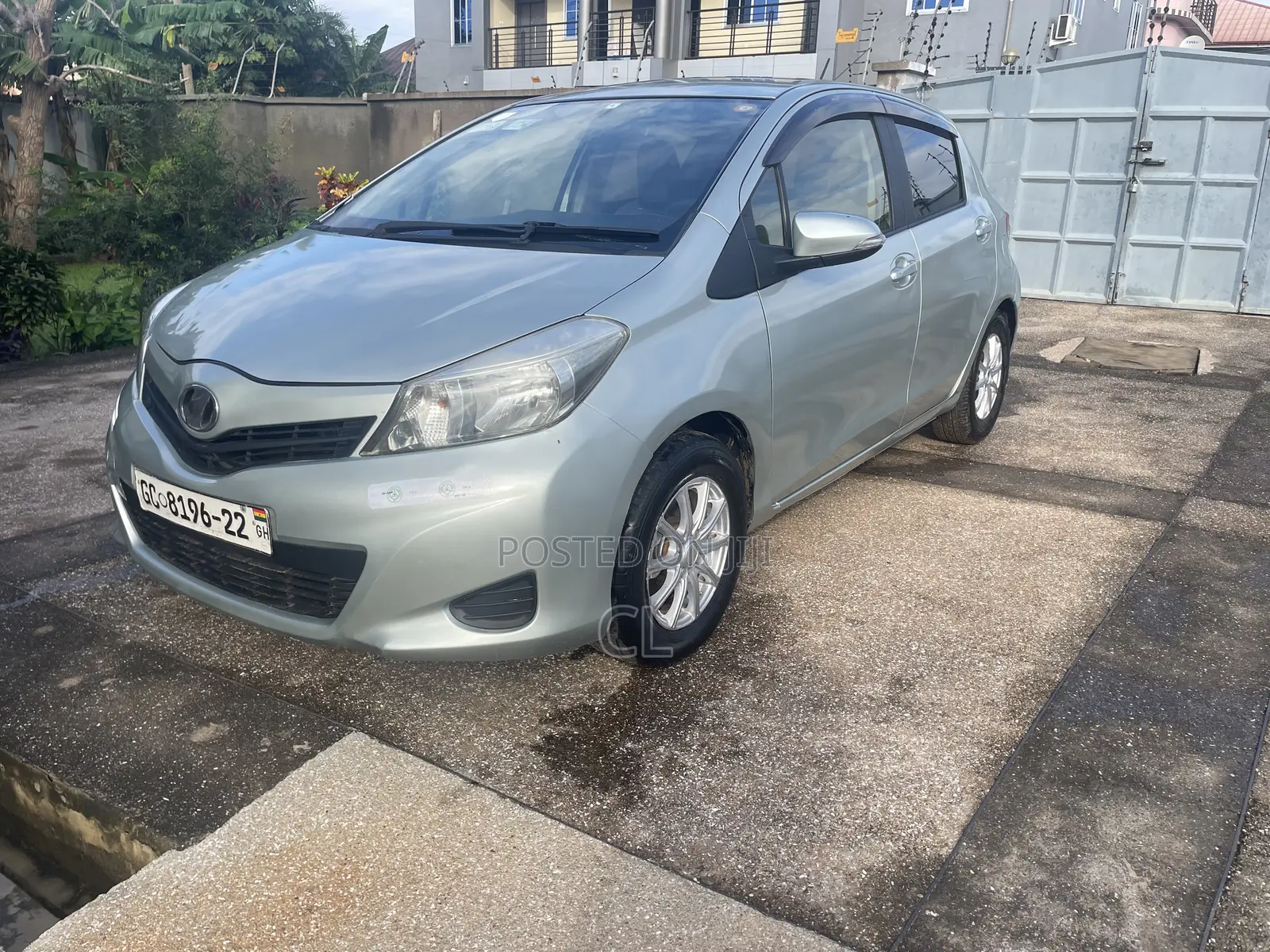Toyota Vitz 1.3 AWD 3dr 2012 Blue