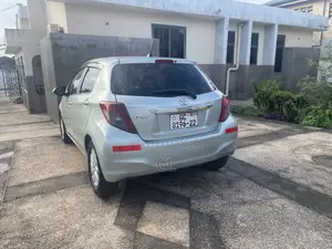 Toyota Vitz 1.3 AWD 3dr 2012 Blue