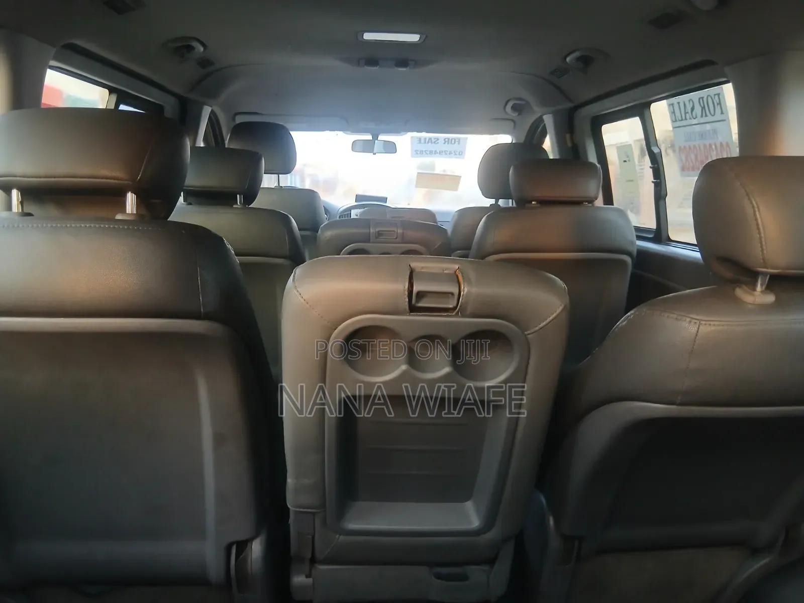 Hyundai H1 2014 Yellow