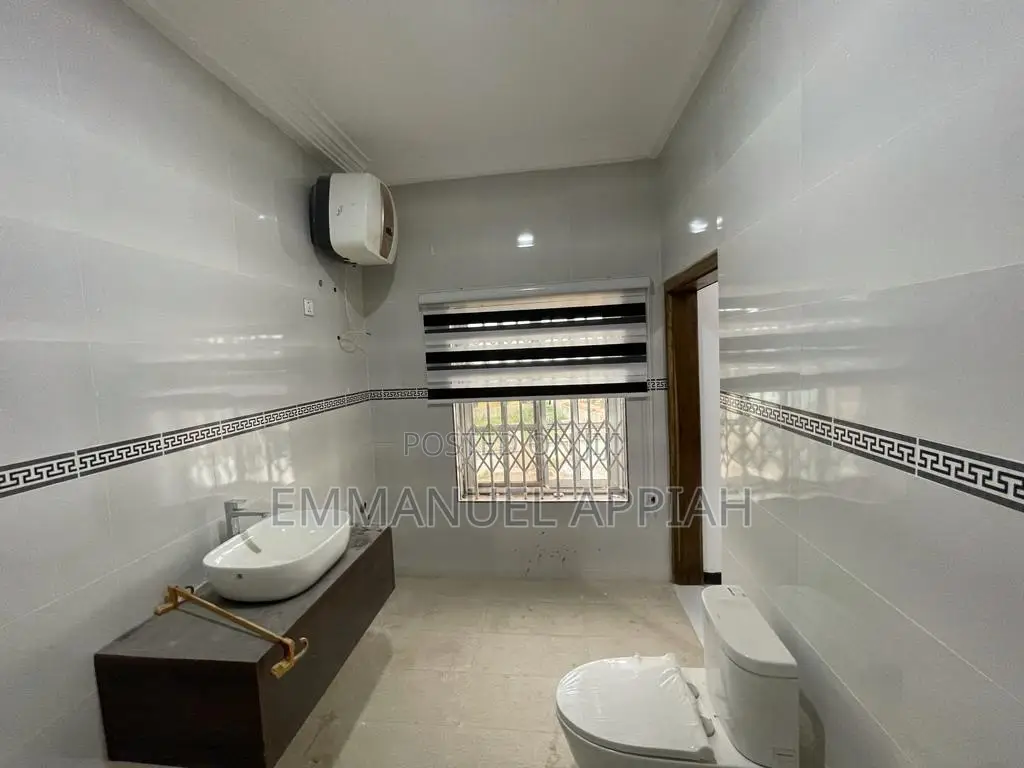 4bdrm House in Ofankor, Accra Metropolitan for rent