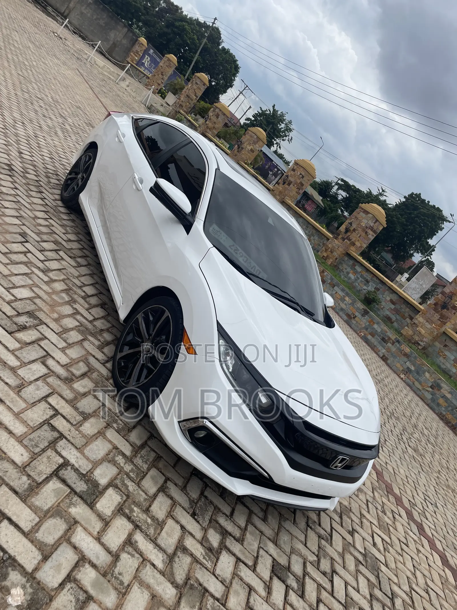 Honda Civic EX Sedan 2020 White