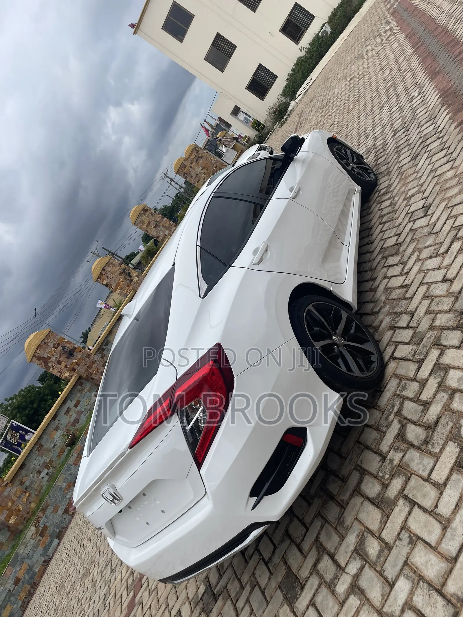 Honda Civic EX Sedan 2020 White