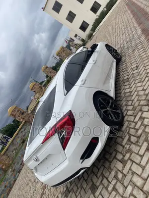 Honda Civic EX Sedan 2020 White