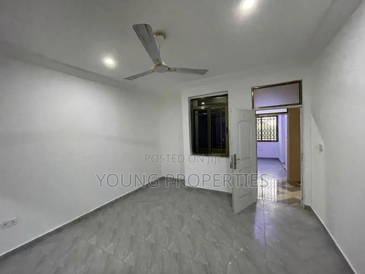 2bdrm Apartment in Anyaa, Market for rent